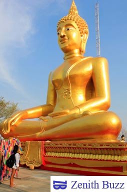 huge statue of Buddha,